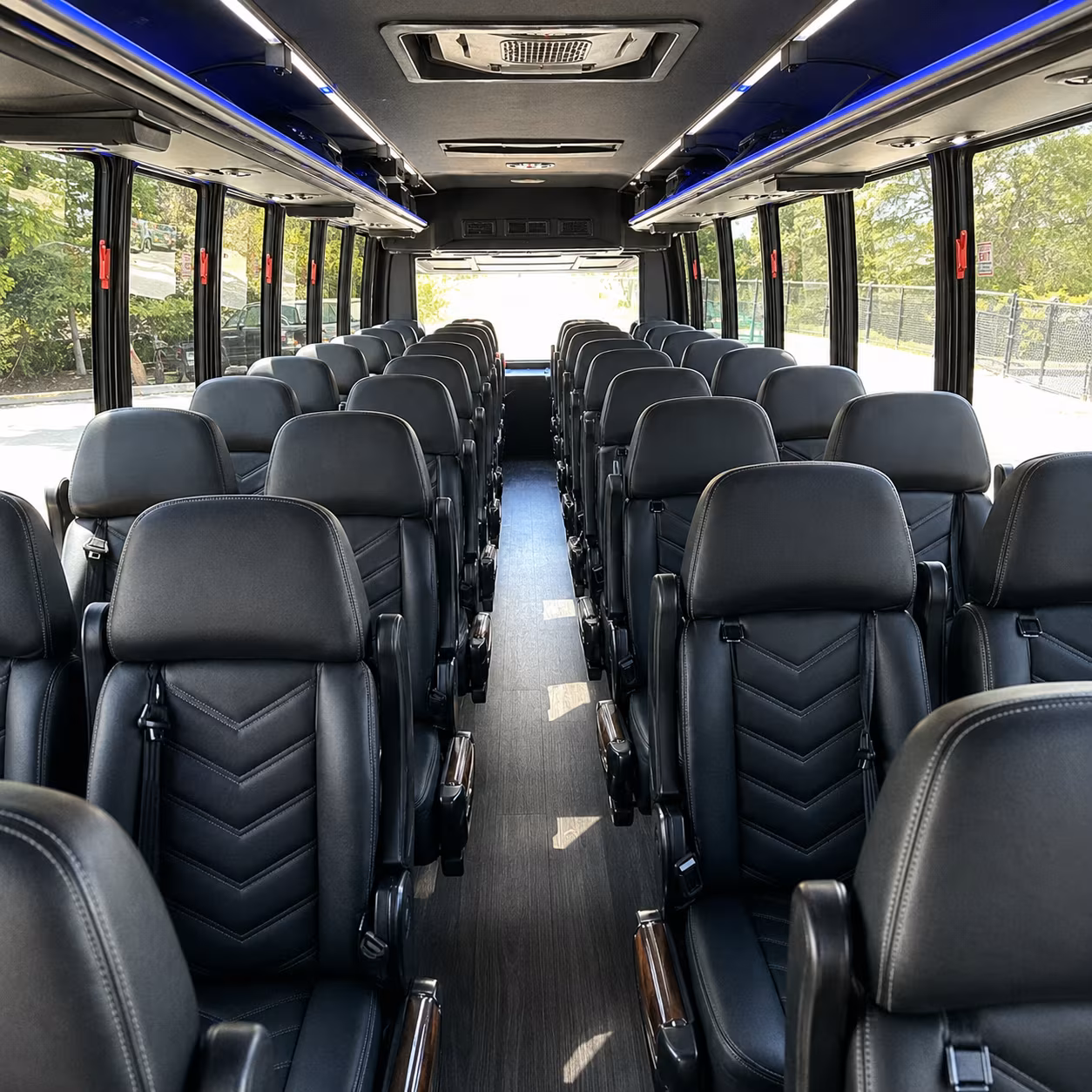 book group transportation for your next airport transfer 3