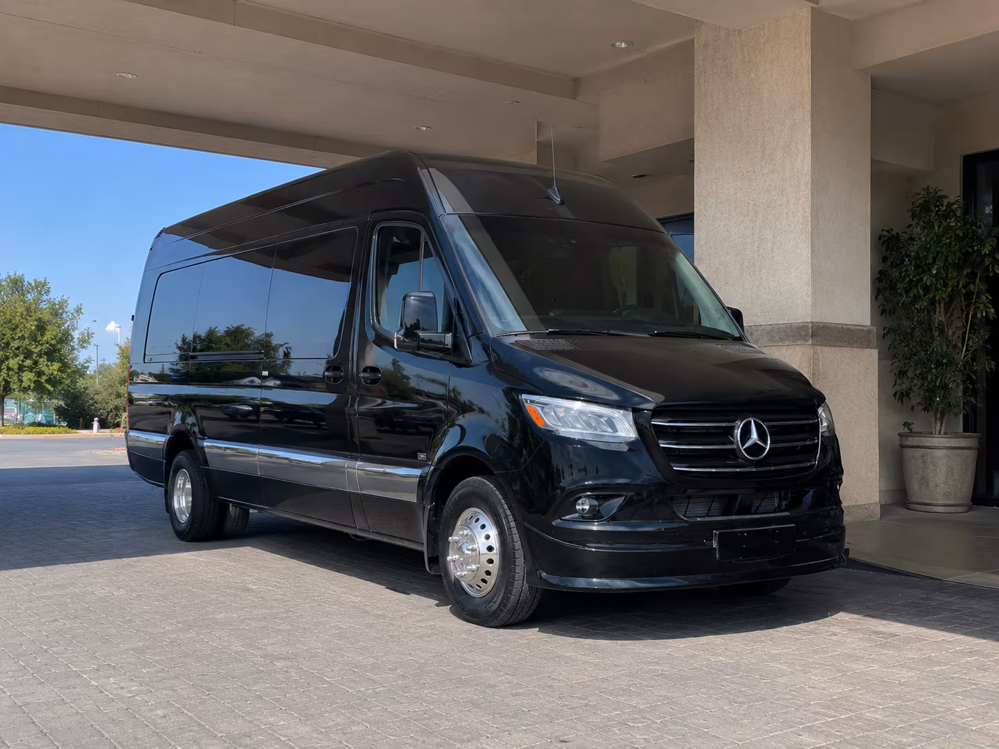sprinter vans and minibuses for bryan club and academic team travel